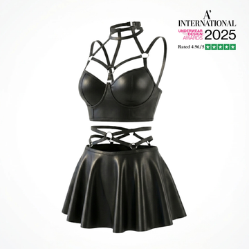 Strapped & Sinful Temptress